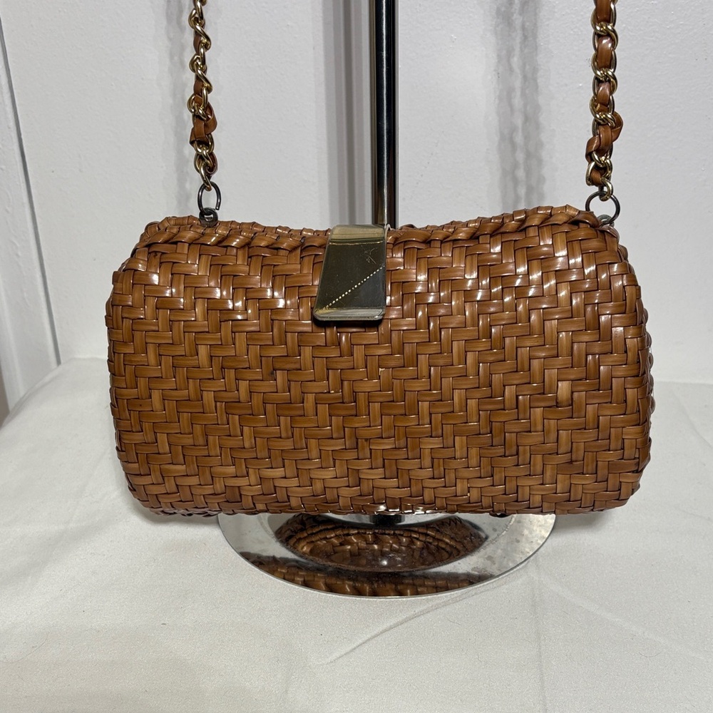 RONORA Exclusive Woven Clutch/Shoulder Bag W/Chain detail Made in Hong Kong